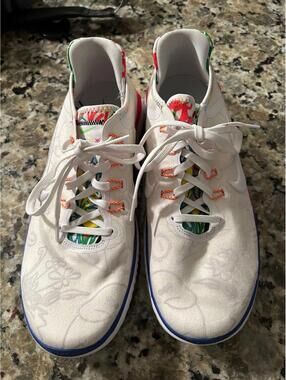 Nike Free RN 2018 Running Shoes  Women's Sz 11- AQ7509-100-RARE!